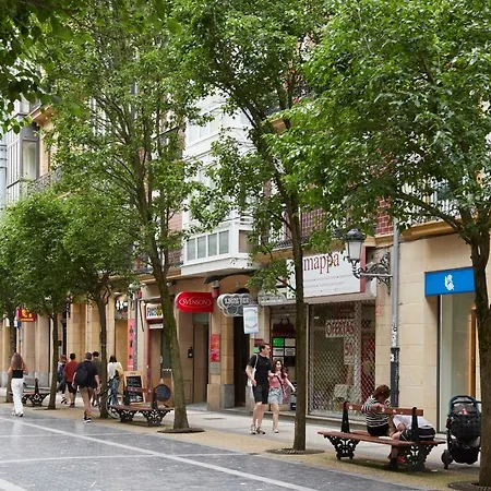 Elkano By Feelfree شقة